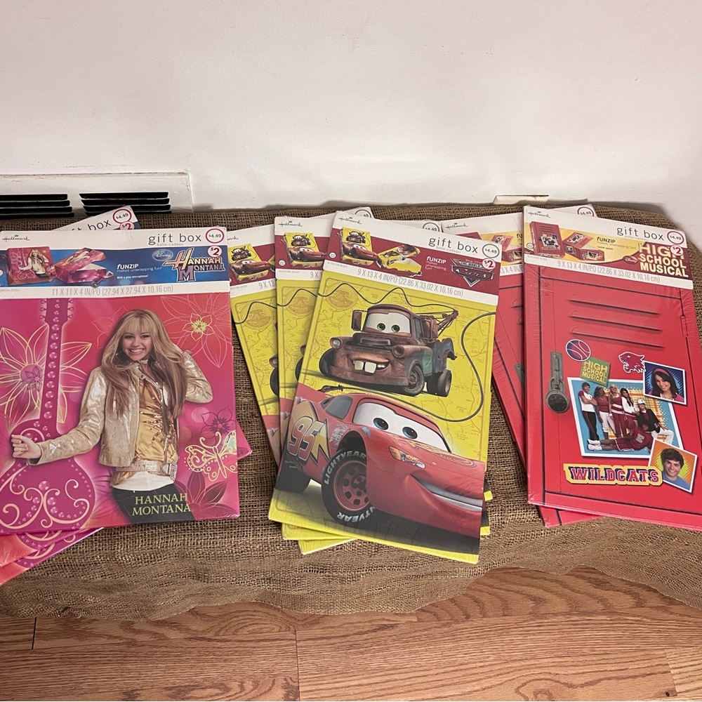 Hannah Montana, The Cars & High School Musical Gift Boxes